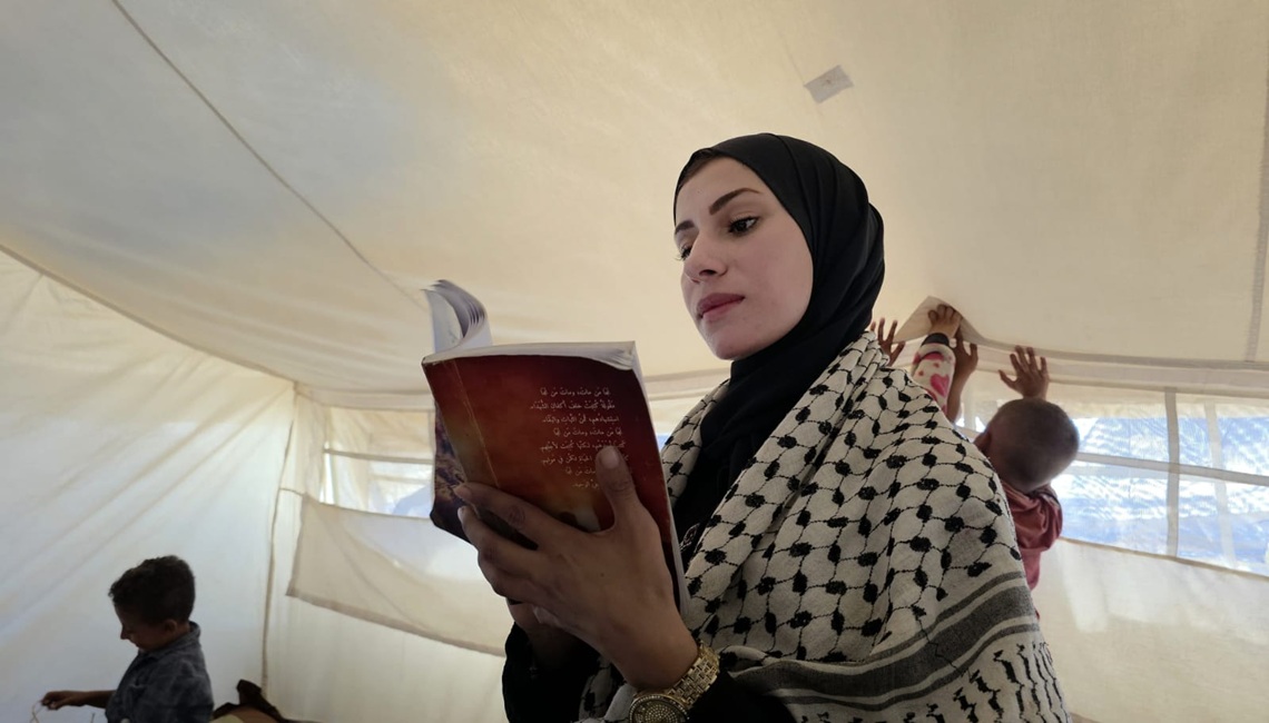 الكاتبة آية نصر: كتابي صار حرًّا أكثر مني