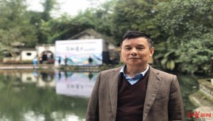 شاعر الشعب الصيني