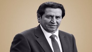 كتب أغانٍ لكبار النجوم..