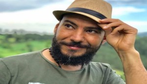 طفولة وعرة وطيور