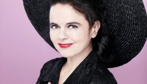 الكتابة عن المقرّبين-