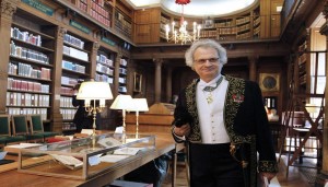 الكاتب اللبناني أمين